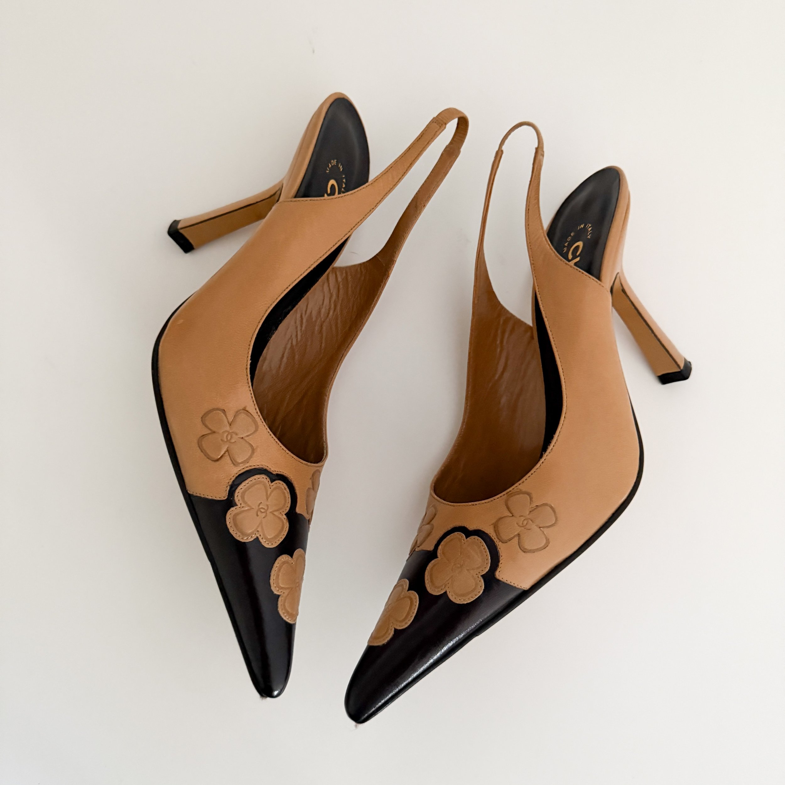 Chanel Vintage Iconic 